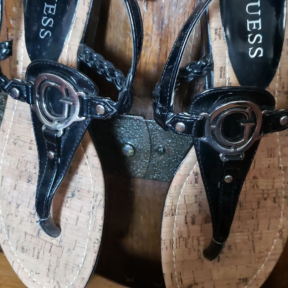 Guess sandals - Picture 2 of 4